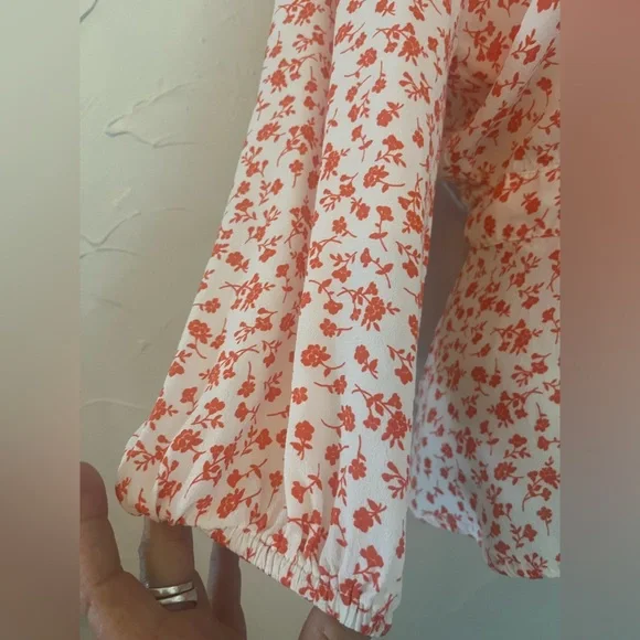 Sophie Rue Pink Floral Tie Front Wrap Blouse SZ M - Picture 5 of 9